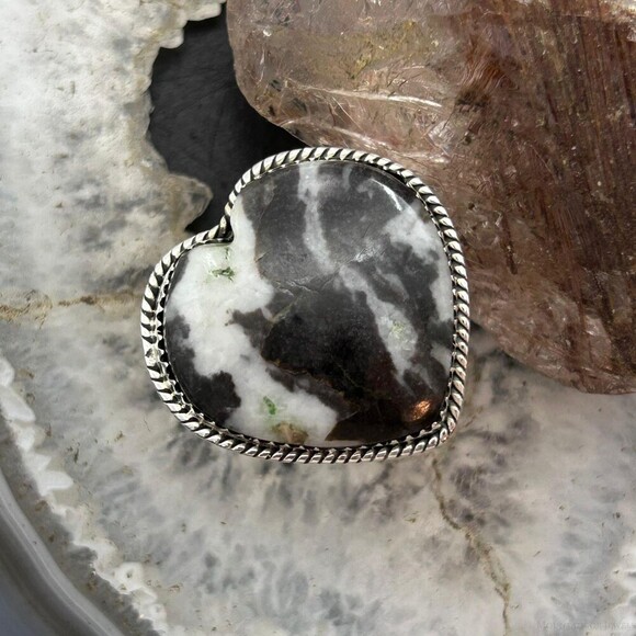 Sterling Southwestern Style White Buffalo Heart Shape Ring Size 9 For Women - Picture 2 of 10